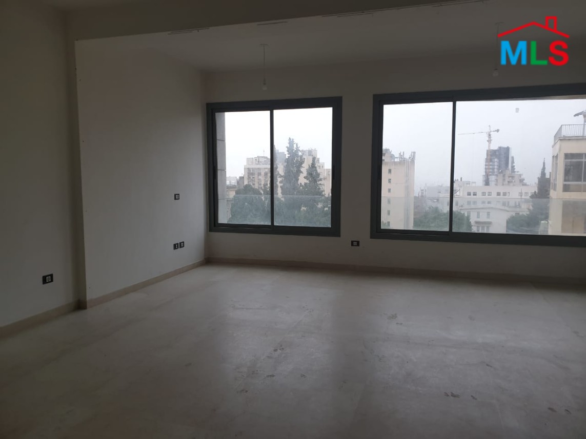 150 sqm Apartment for Sale in Achrafieh