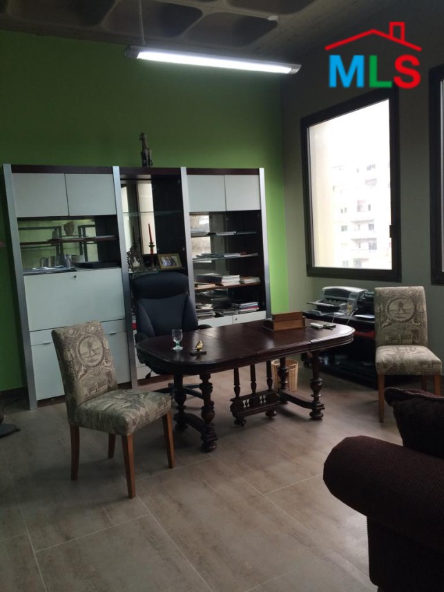 100 sqm Office for Sale in Zalka