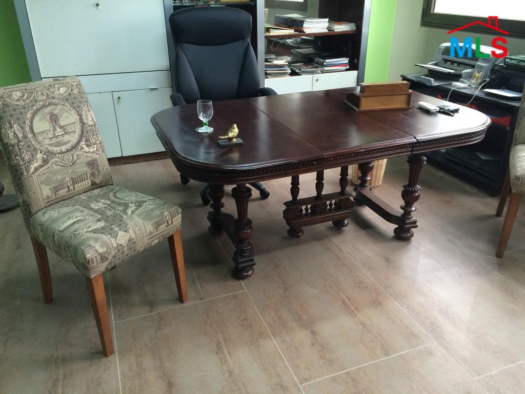 100 sqm Office for Sale in Zalka
