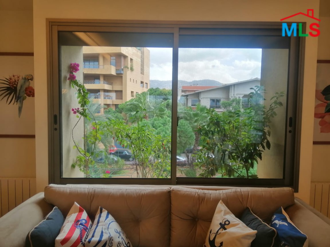 Spacious Apartment for Sale in Horsh Tabet