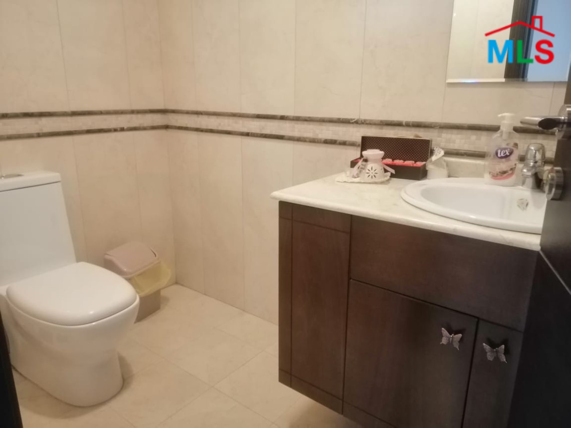 Spacious Apartment for Sale in Horsh Tabet