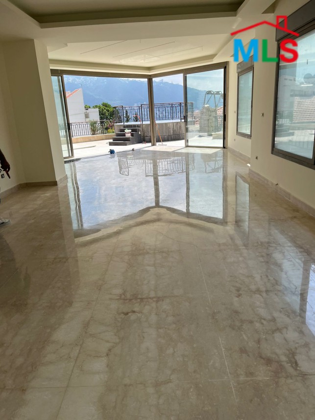 Duplex Apartment With Terrace for Sale in Adma