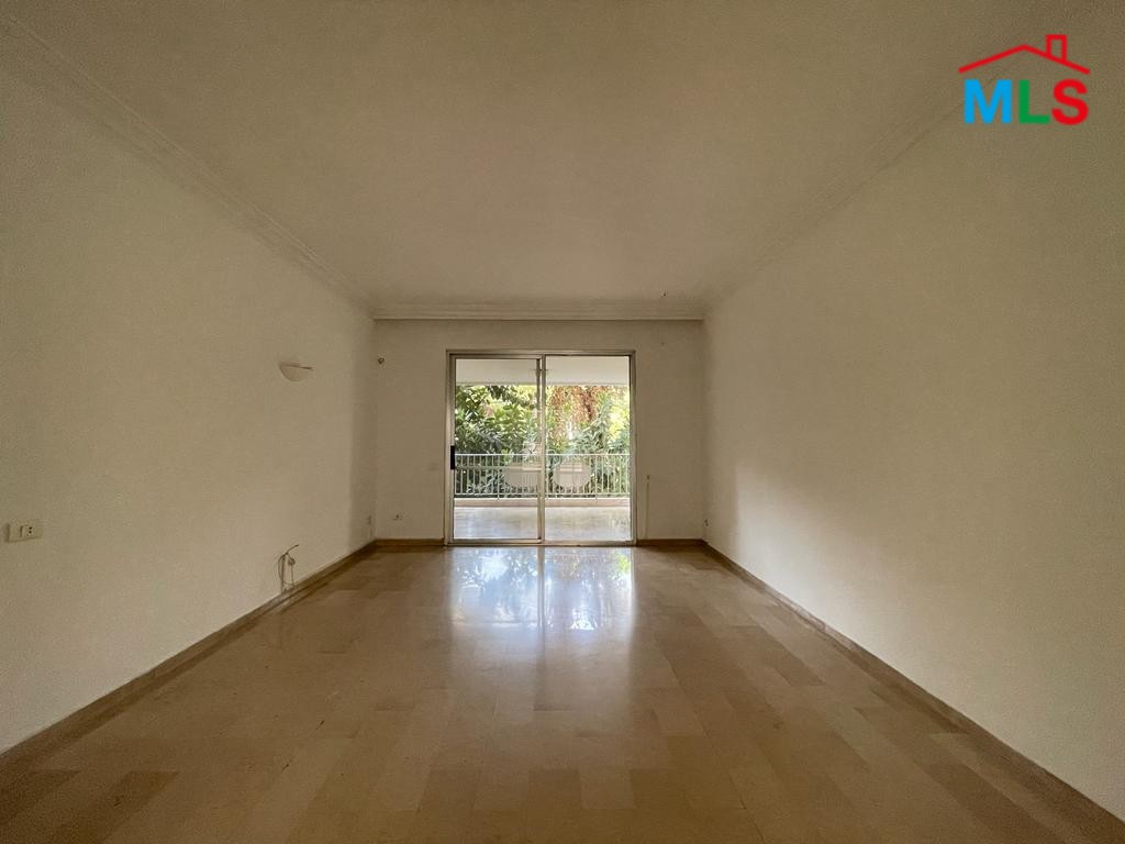 Spacious Apartment for Sale in Horsh Tabet