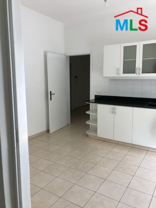 Spacious Apartment for Sale in Horsh Tabet