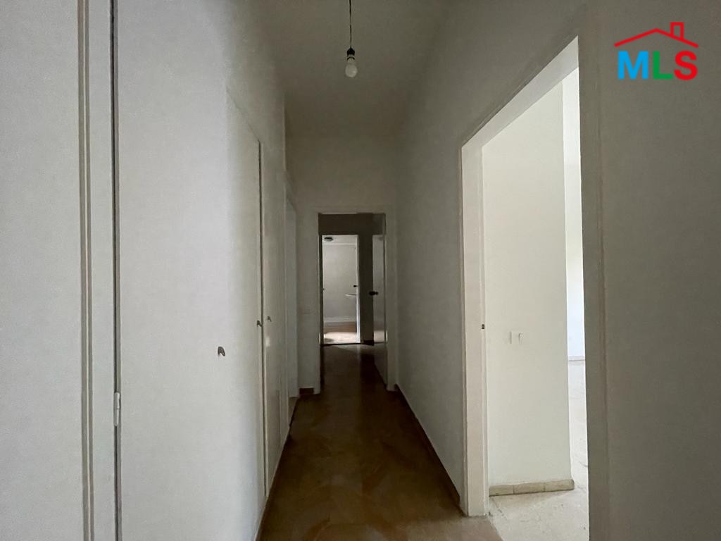 Spacious Apartment for Sale in Horsh Tabet