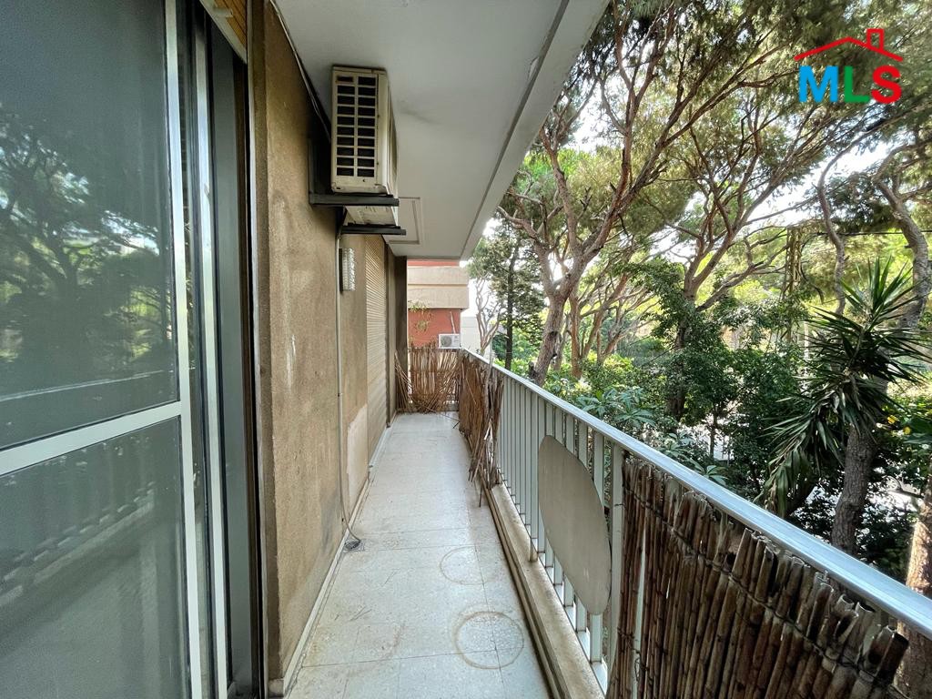 Spacious Apartment for Sale in Horsh Tabet
