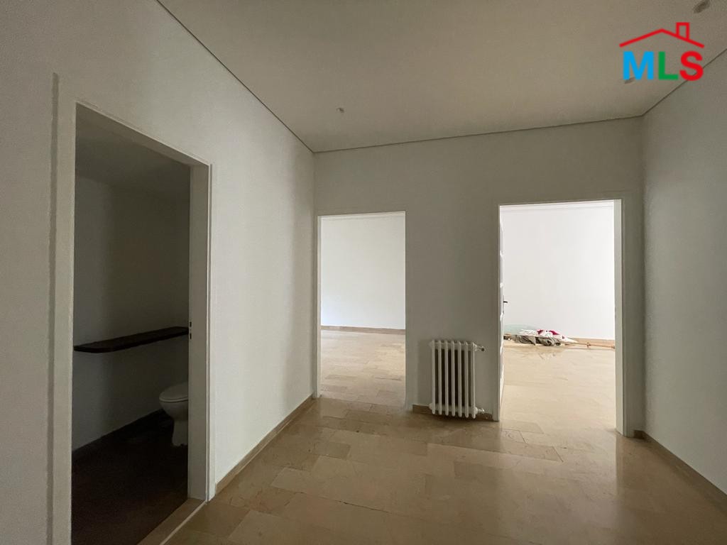 Spacious Apartment for Sale in Horsh Tabet