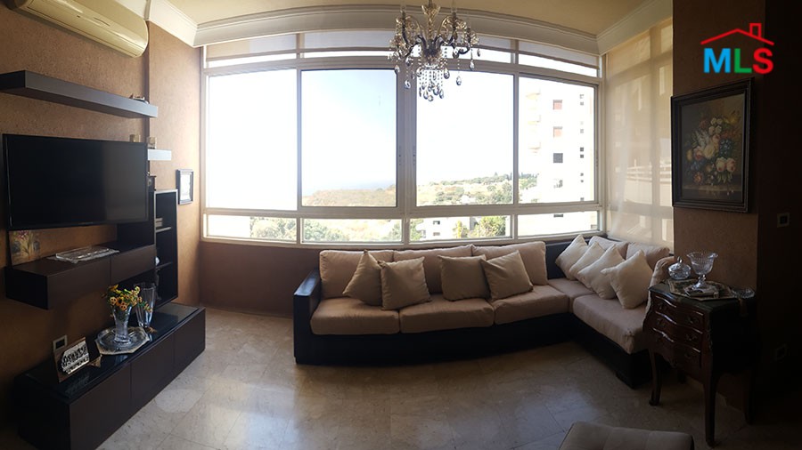 Apartment For Sale in Hboub Facing the Main Road