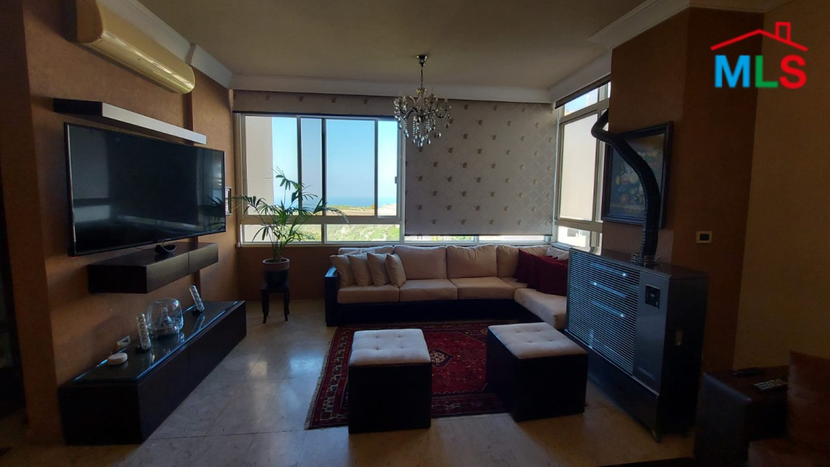 Apartment For Sale in Hboub Facing the Main Road