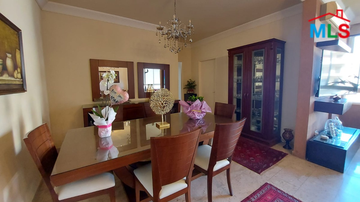 Apartment For Sale in Hboub Facing the Main Road