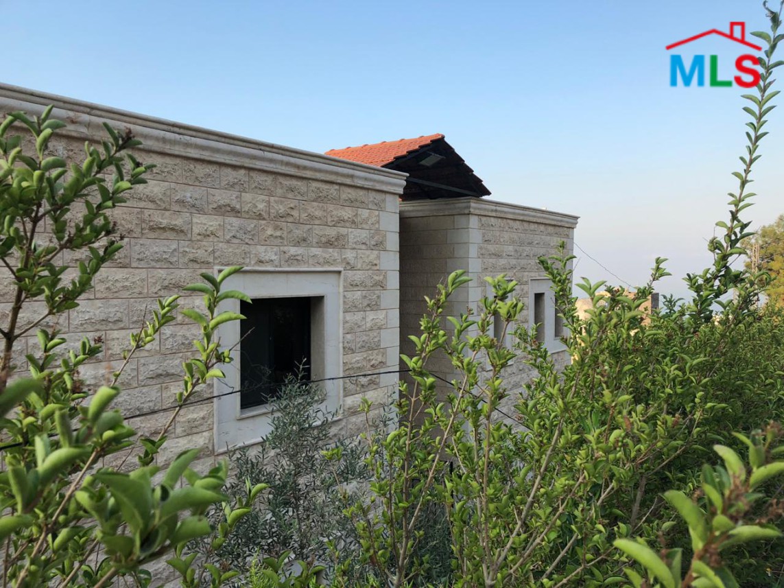 House/Villa For Sale in Blat Fully Decorated With Panoramic Sea View