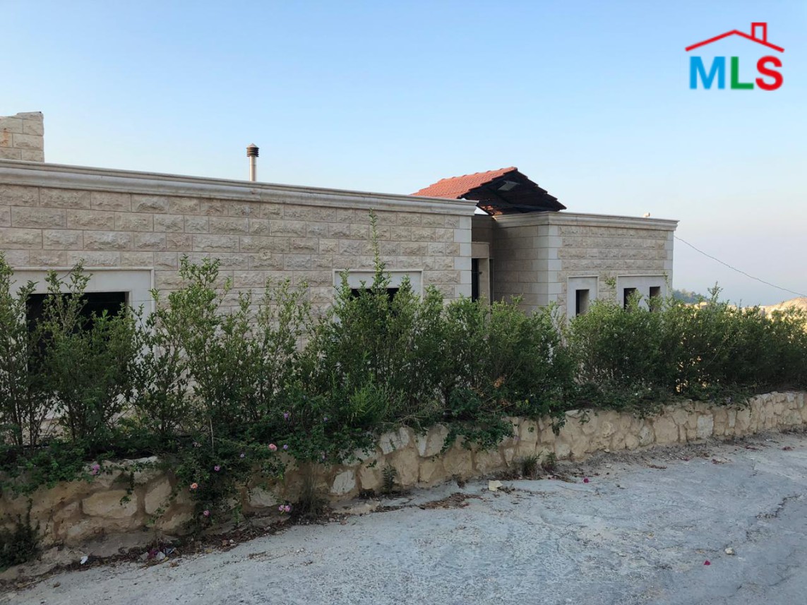 House/Villa For Sale in Blat Fully Decorated With Panoramic Sea View