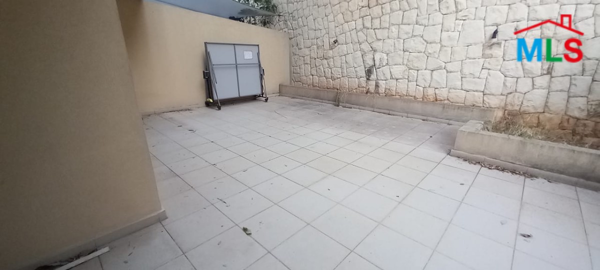 High-End and Furnished Apartment with Terrace For Sale in Haret Sakher