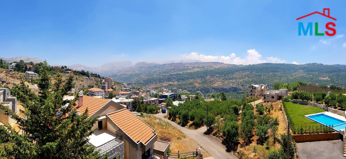 Fully decorated & Furnished Villa For Sale in Hrajel