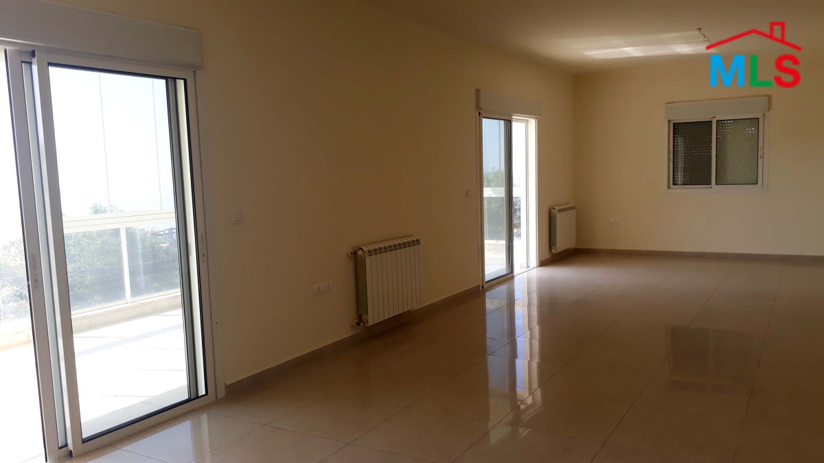 275 sqm Spacious Apartment For Sale in Ain Aar with a splendid view