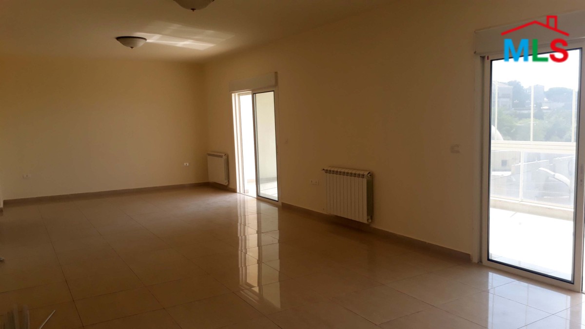 275 sqm Spacious Apartment For Sale in Ain Aar with a splendid view