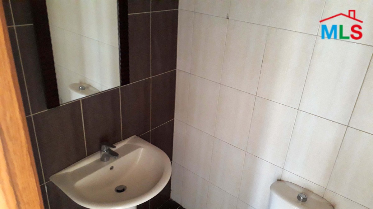 275 sqm Spacious Apartment For Sale in Ain Aar with a splendid view