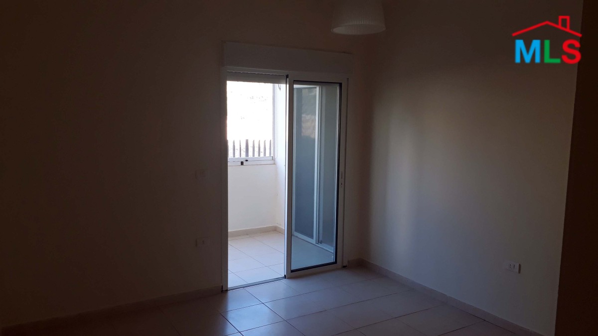 275 sqm Spacious Apartment For Sale in Ain Aar with a splendid view