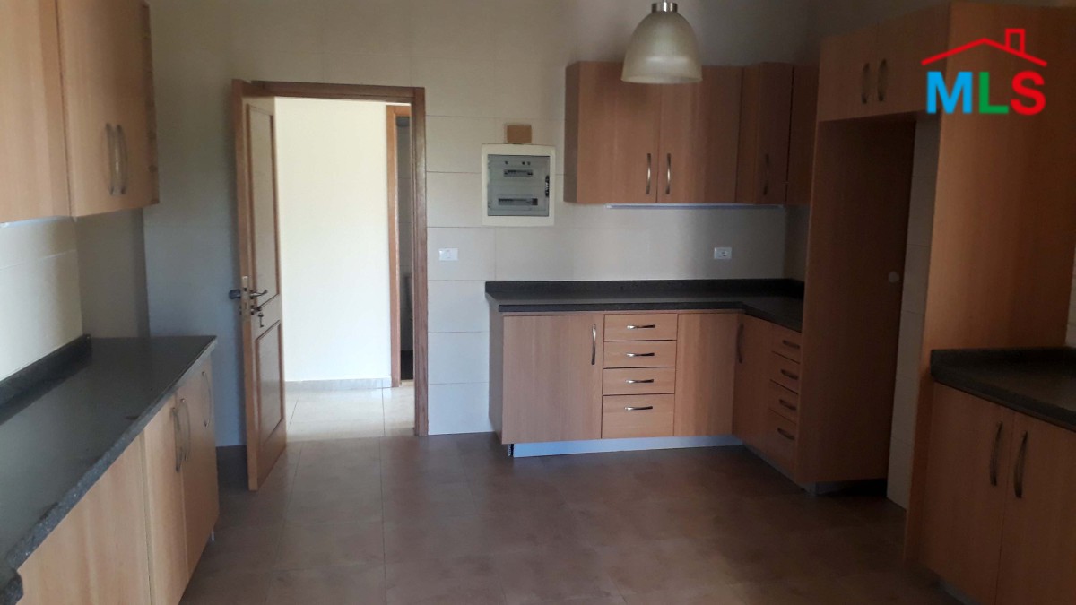 275 sqm Spacious Apartment For Sale in Ain Aar with a splendid view