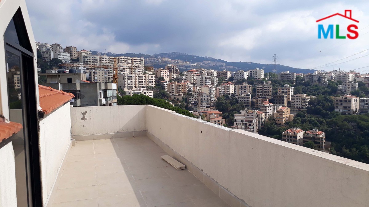 Nice Duplex For Sale In A Calm Area Of Nabey With Panoramic View