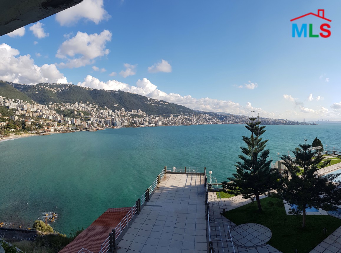 Fully Decorated & Furnished Chalet For Sale in Tabarja