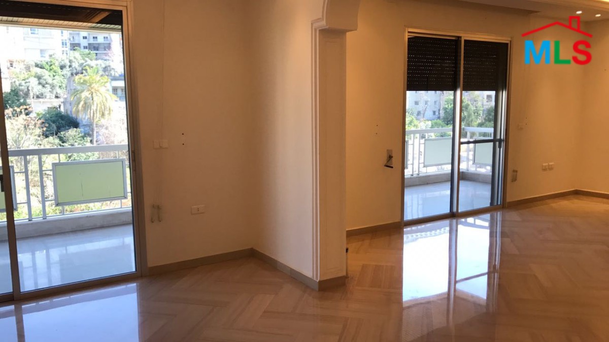 Spacious Apartment For Sale of 300 sqm in Jal El Dib
