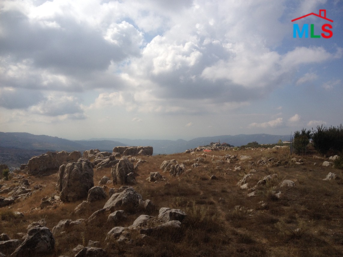 Well Located Land For Sale In Tarchich With a Splendid View