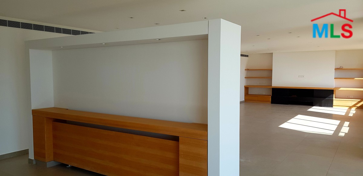 Spacious High-End Finishing Apartment For Sale in Prime Location of Adma