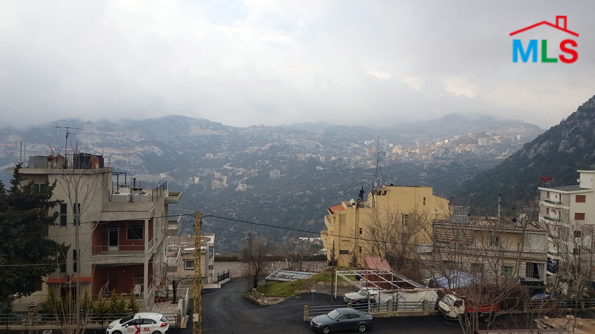 Land for Sale in Faytroun
