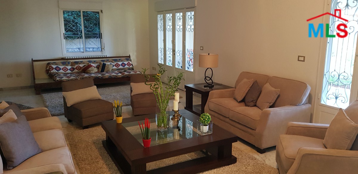 Villa For Sale in Ajaltoun