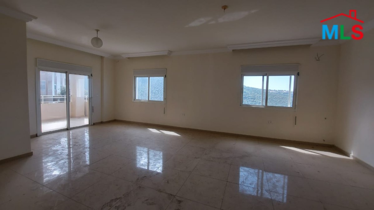 Apartment For Sale in Hboub With An Open Sea View