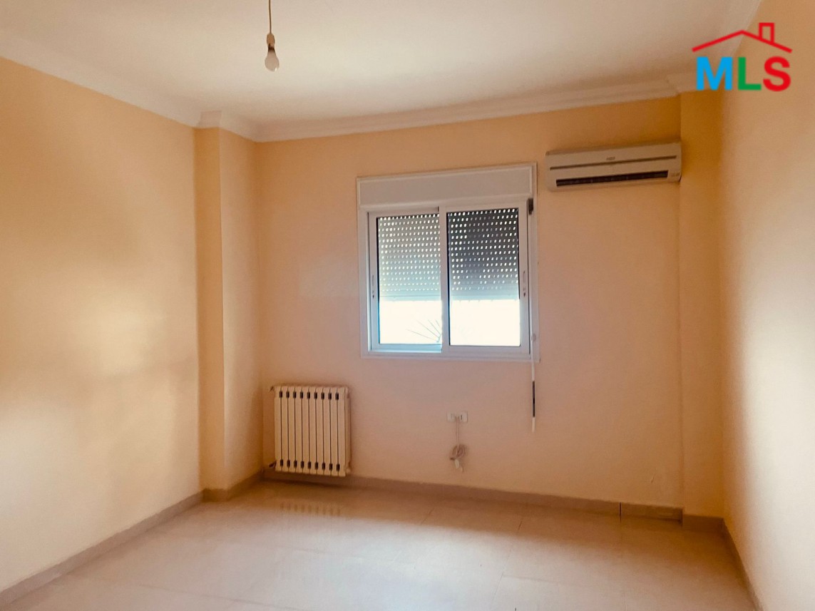 Apartment For Sale in Halat With An Open Sea View