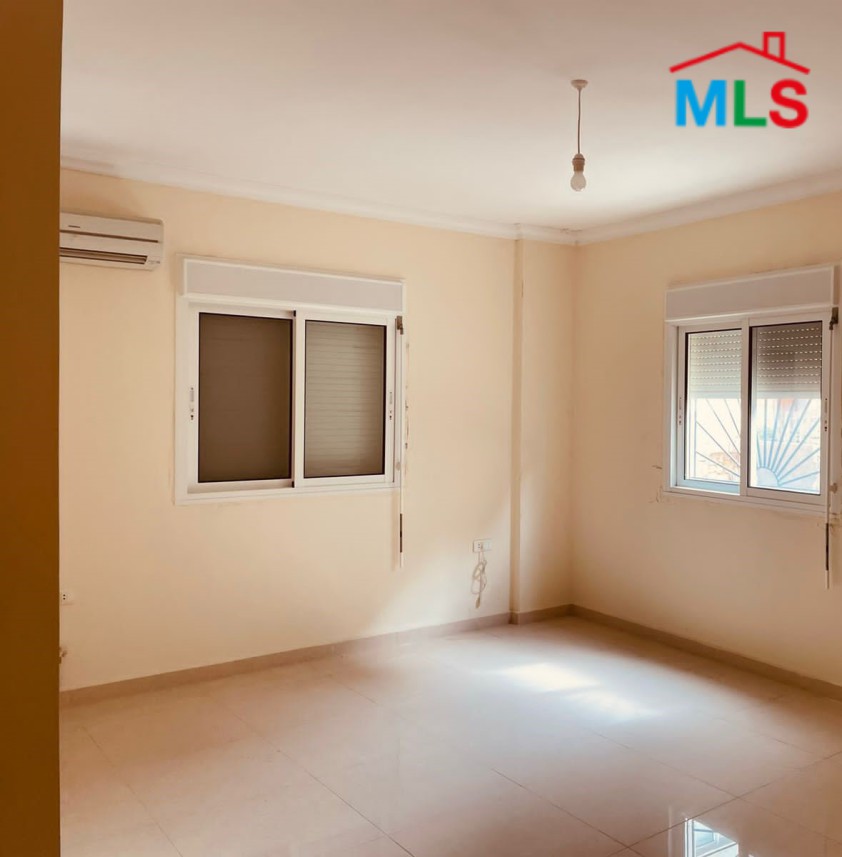Apartment For Sale in Halat With An Open Sea View