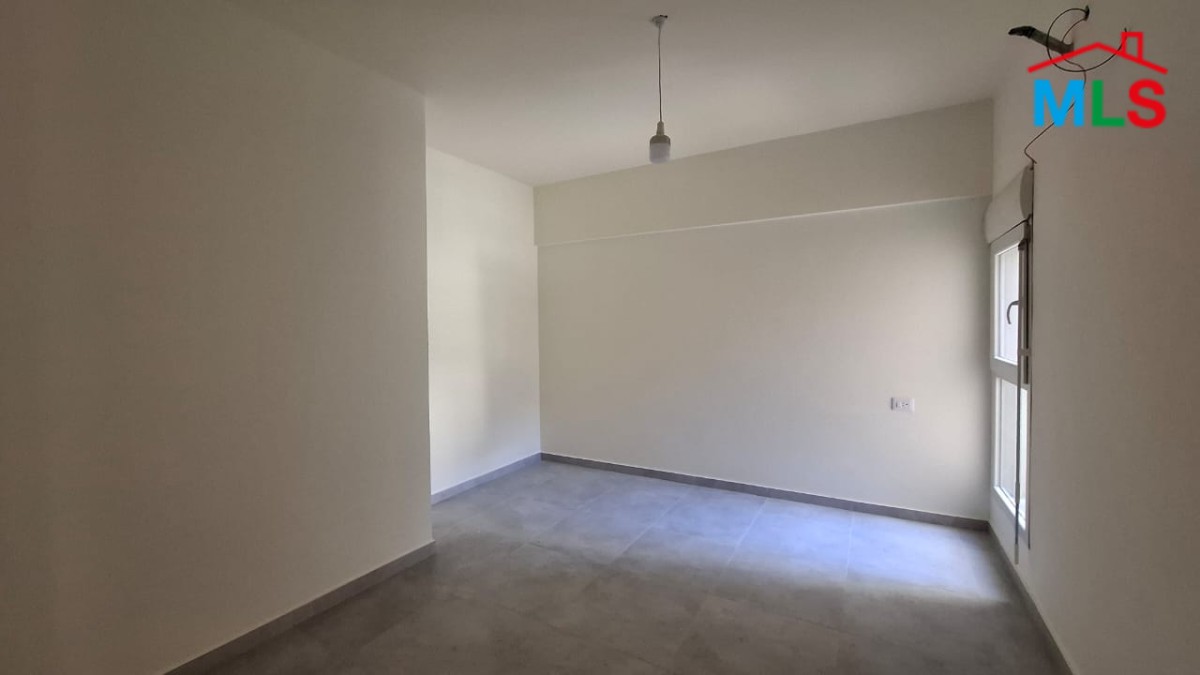 Apartment For Sale In Hboub With Easy Access To Main Road