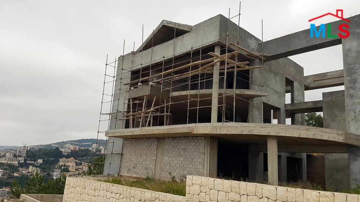 Under-Construction Villa For Sale in Fidar with an Incredible View