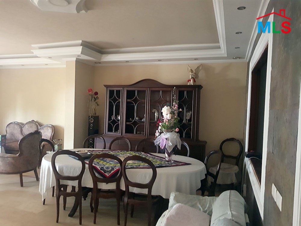 Apartment For Sale in Hboub With Garden & Terrace
