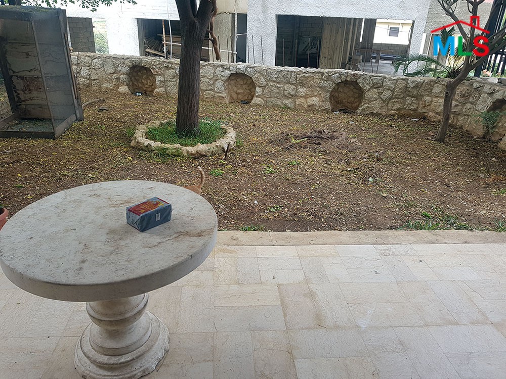 Apartment For Sale in Hboub With Garden & Terrace