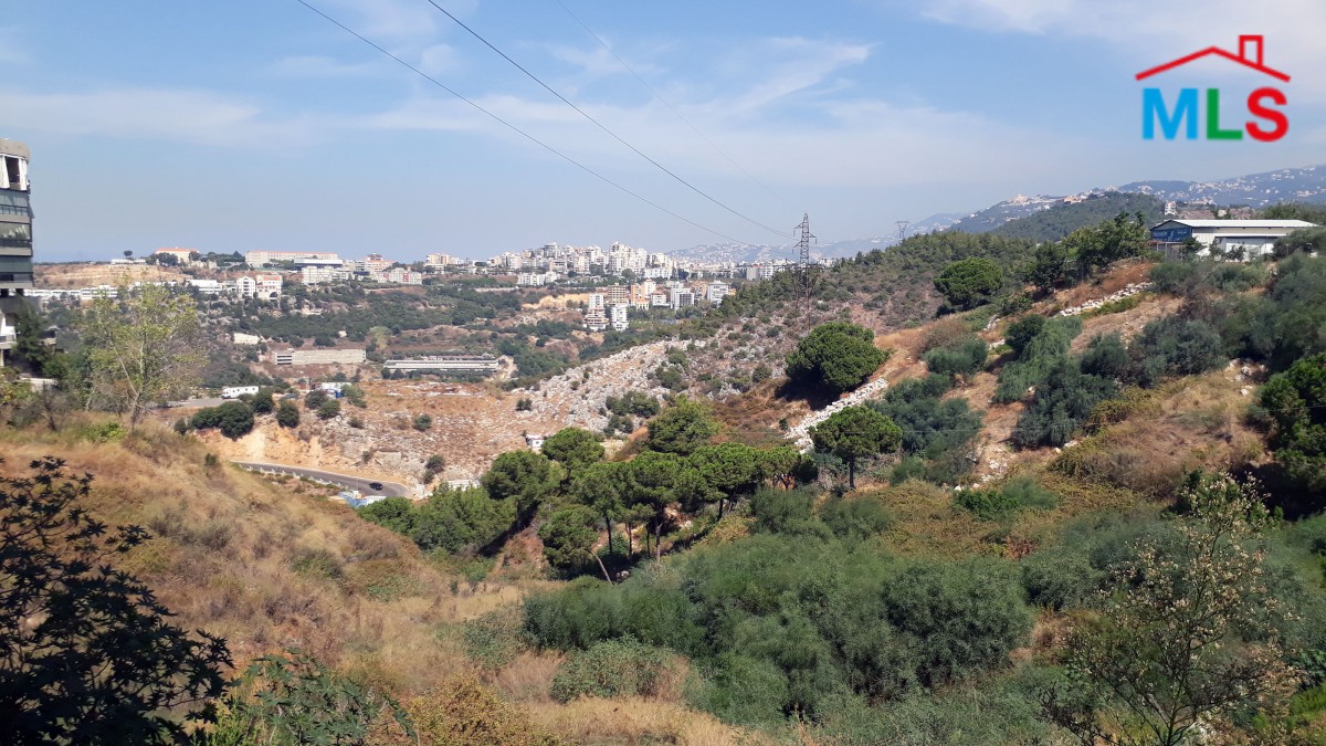 Land For Sale in Aoukar, Haret El Bellani, 1,200 sqm with Building Permit