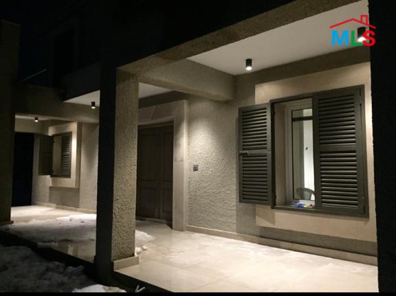 Villa with land For Sale in Laqlouq