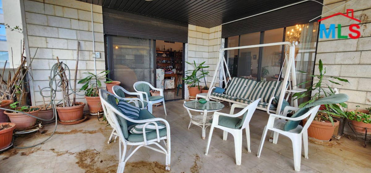 4-Bedroom Apartment Overlooking a Great Open View For Sale in Baabda