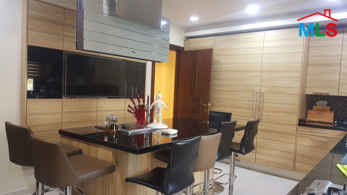 Luxurious apartment For Sale in Baabda