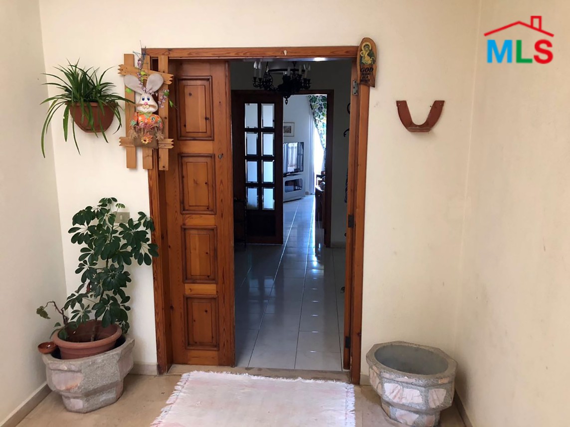 Unblockable house for sale in a prime location of Ghosta
