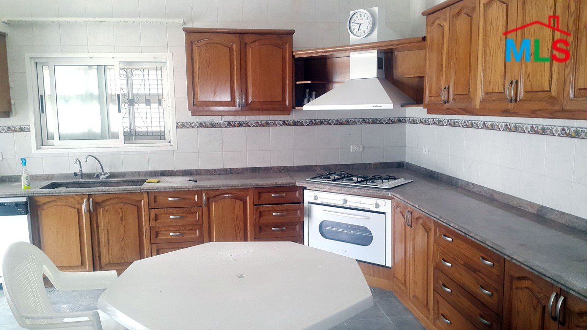 Luxurious Villa For Sale in a Nice Location of Hrajel