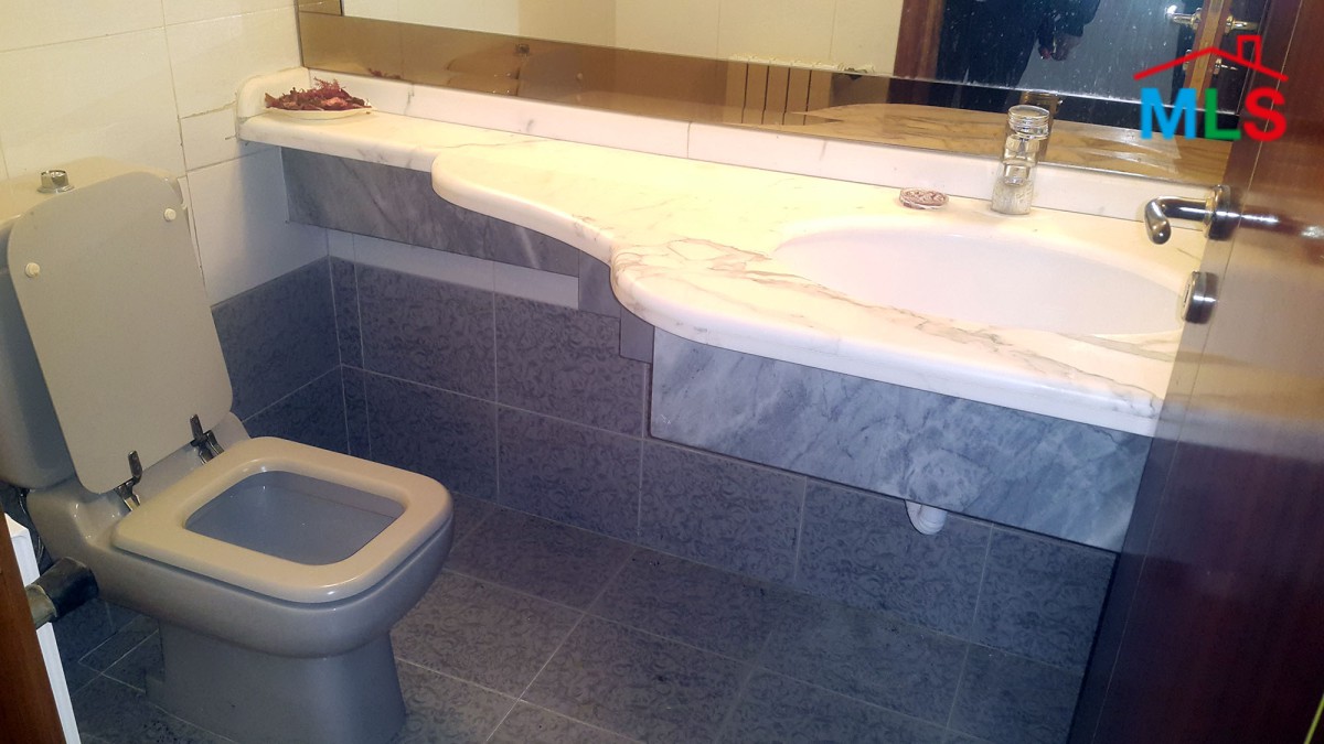 Luxurious Villa For Sale in a Nice Location of Hrajel