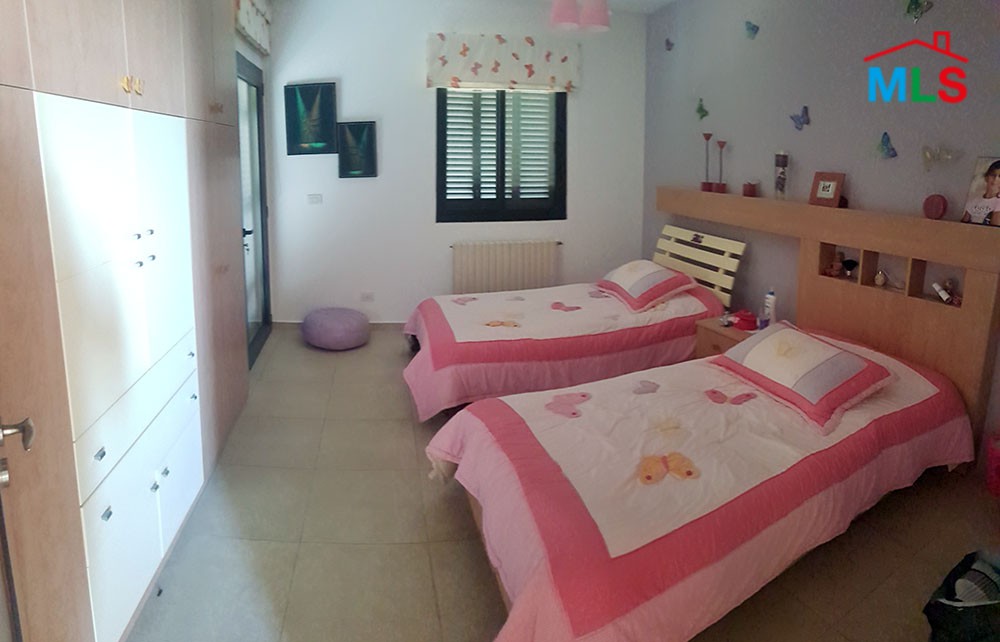 Villa For Sale In Oubaidat With Sea View & Spacious Garden