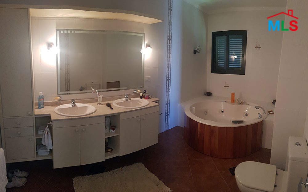 Villa For Sale In Oubaidat With Sea View & Spacious Garden