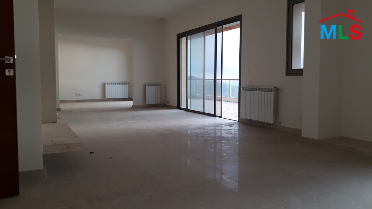 Luxurious Townhouse for sale in Beit Misk With an eagle eye View