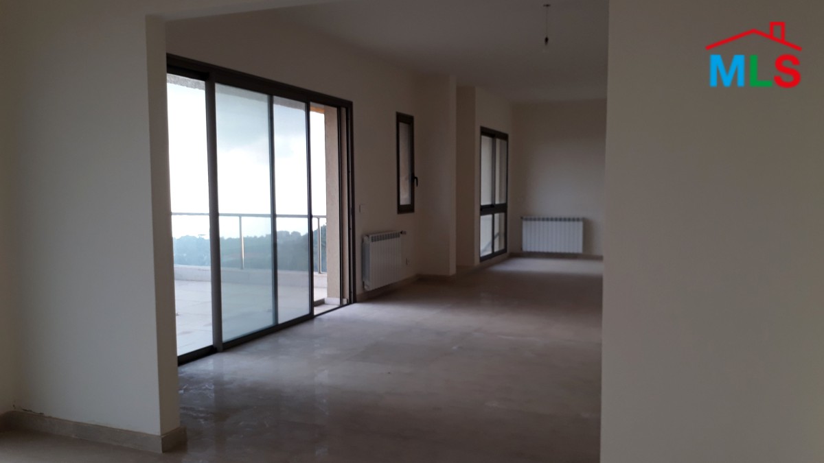 Luxurious Townhouse for sale in Beit Misk With an eagle eye View