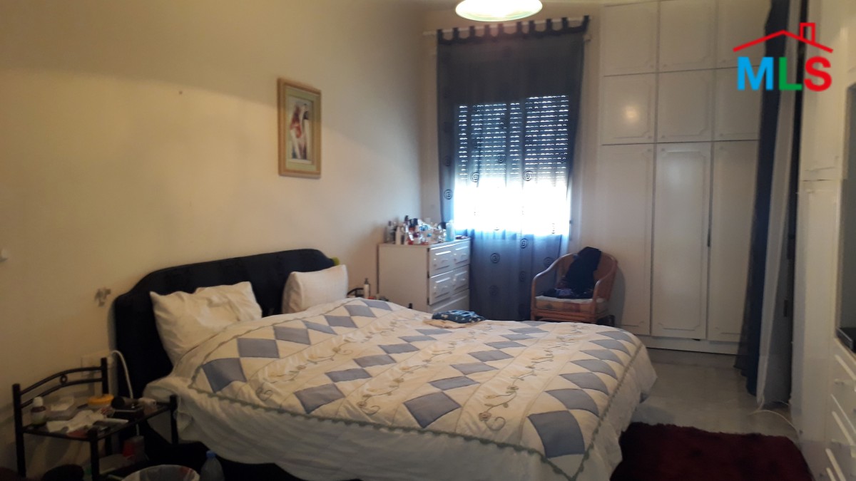 Spacious apartment for sale in a gated community, Bsalim, Saint Marc des pin