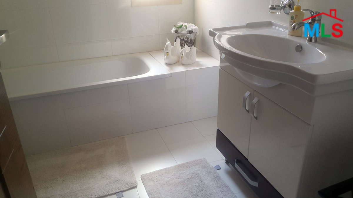 Unblockable fully decorated apartment for sale at Kfarhbab